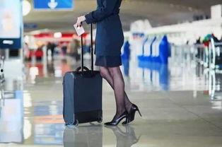 用丝袜帮我,时尚与诱惑的交织